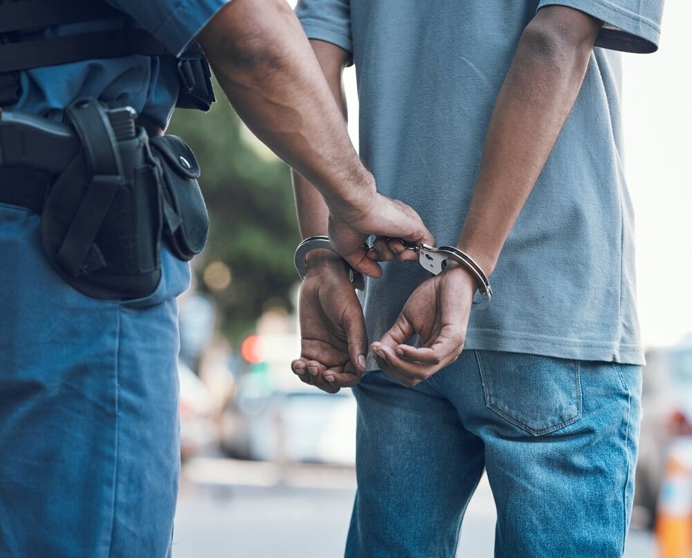 How do Mandatory Minimum Sentences Apply to Federal Drug Convictions?